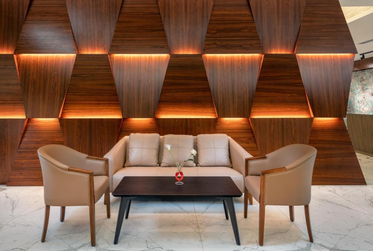 Nivel Hotel Abha Khamis Mushait Exteriör bild The lobby of the hotel